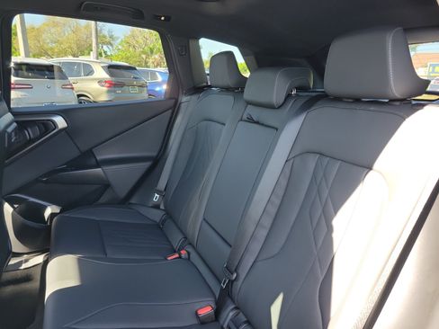 Used 2025 BMW X3 M50 image 11