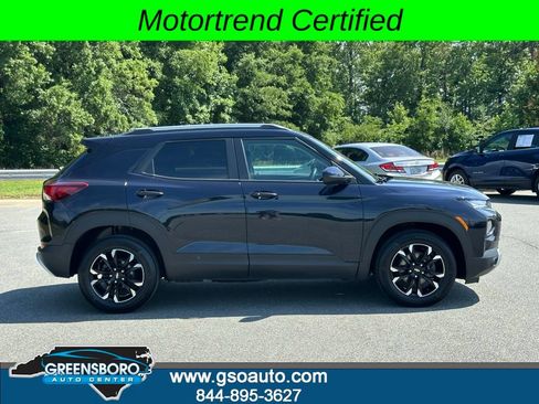 Used 2021 Chevrolet TrailBlazer LT w/ Sun and Liftgate Package AWD/4WD image 9