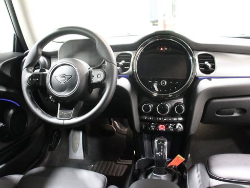 Used 2024 MINI Cooper S FWD image 8