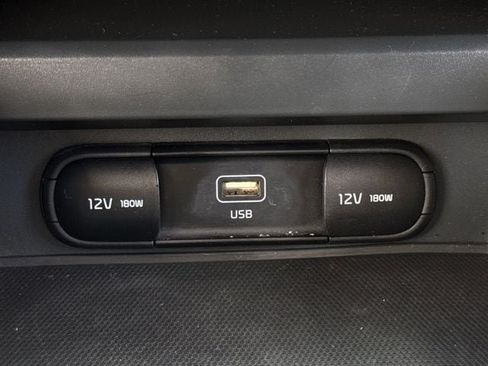 Used 2023 Kia Soul LX w/ Option Group 015 FWD image 20
