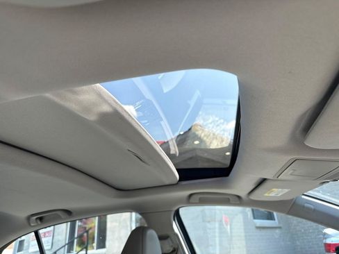 Used 2015 Acura TLX V6 FWD image 11