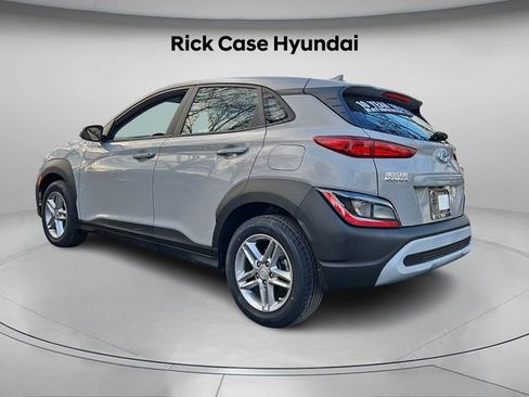 Used 2023 Hyundai Kona SE image 7