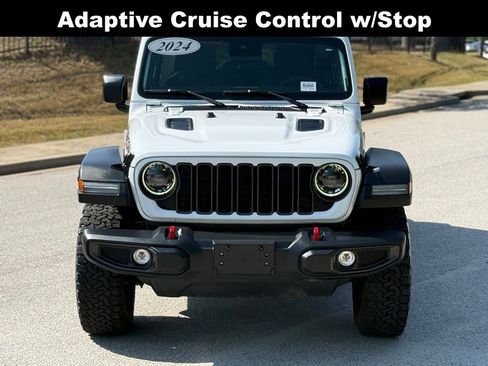 Used 2024 Jeep Wrangler Unlimited Rubicon AWD/4WD image 8