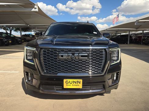 Used 2024 GMC Yukon Denali Ultimate AWD/4WD image 8