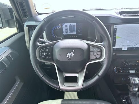 Used 2021 Ford Bronco First Edition AWD/4WD image 11