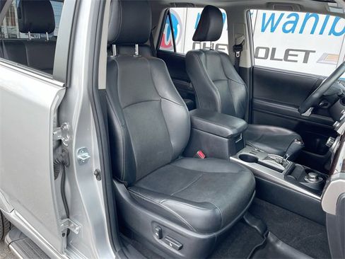 Used 2021 Toyota 4Runner Limited image 28