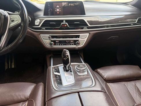 Used 2016 BMW 740i RWD image 18