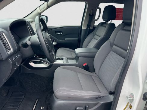 Certified 2024 Nissan Frontier SV w/ SV Convenience Package AWD/4WD image 16