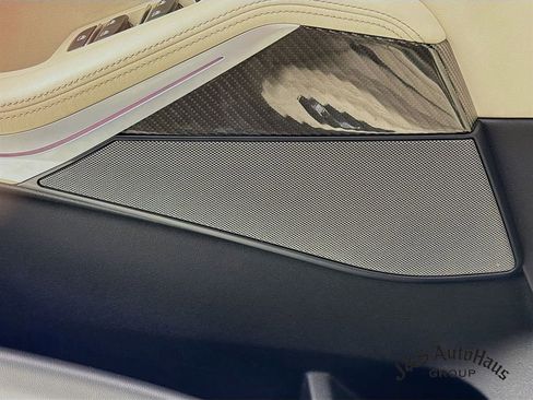 Used 2022 BMW X5 M50i w/ Executive Package image 24