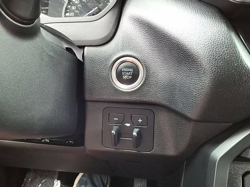 Used 2023 Toyota Tundra SR5 w/ SR5 Convenience Package AWD/4WD image 32