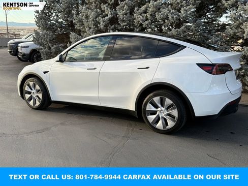 Used 2023 Tesla Model Y Long Range image 5