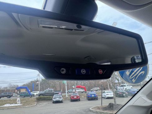 Used 2020 Chevrolet Colorado ZR2 w/ ZR2 Dusk Special Edition image 37