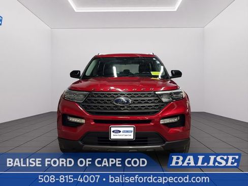 Used 2023 Ford Explorer XLT w/ Equipment Group 202A AWD/4WD image 1
