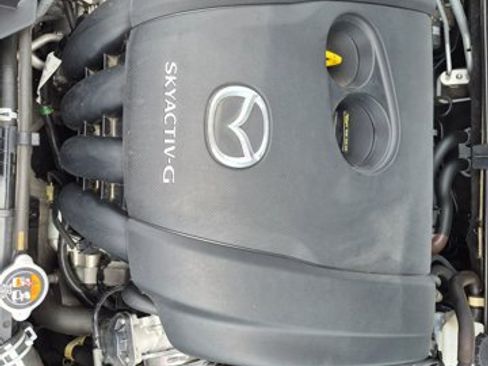 Used 2021 MAZDA MAZDA3 s FWD image 21