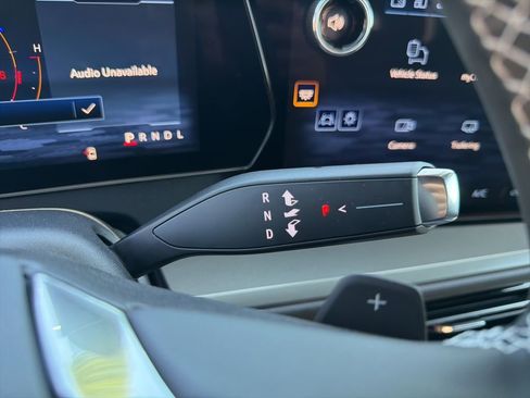 New 2026 Chevrolet Traverse LT FWD image 28