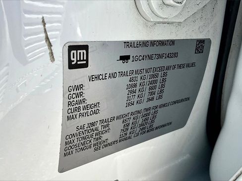 Used 2022 Chevrolet Silverado 2500 LT w/ Convenience Package image 17