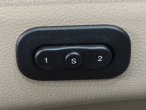 Used 2018 Jeep Grand Cherokee Overland AWD/4WD image 62