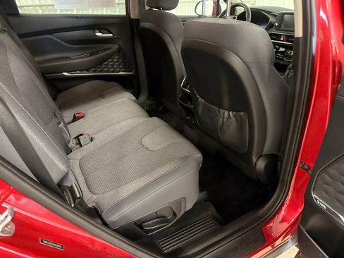 Used 2019 Hyundai Santa Fe SEL FWD image 29
