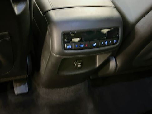 Used 2025 Hyundai Palisade SEL image 28