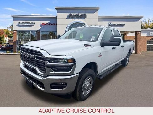 New 2026 RAM 3500 Tradesman AWD/4WD image 4