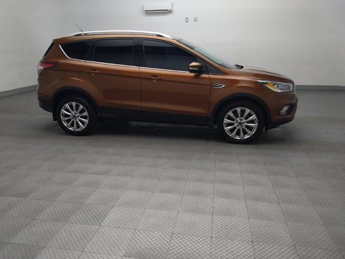 Used 2017 Ford Escape Titanium AWD/4WD image 11