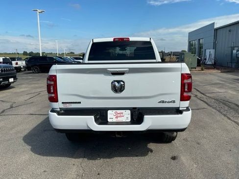 Used 2024 RAM 2500 Big Horn w/ Sport Appearance Package AWD/4WD image 11