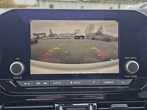 New 2025 Nissan Pathfinder SV w/ SV Premium Package image 14