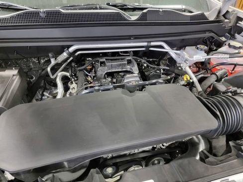New 2026 Chevrolet Colorado ZR2 AWD/4WD image 32