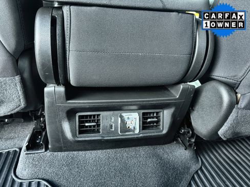 Used 2022 Chevrolet Silverado 1500 LT AWD/4WD image 28