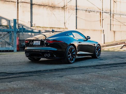 Used 2021 Jaguar F-TYPE R image 13
