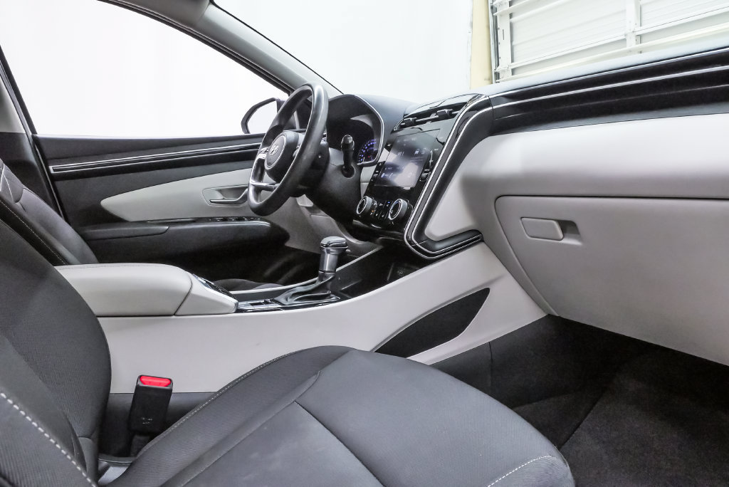 Certified 2022 Hyundai Tucson SEL FWD image 12