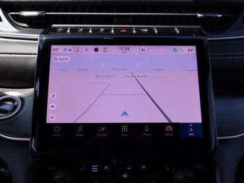 Used 2025 Jeep Grand Cherokee L Limited w/ Luxury Tech Group II AWD/4WD image 22