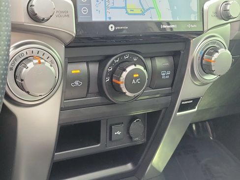 Used 2024 Toyota 4Runner SR5 Premium w/ Moonroof Package RWD image 17