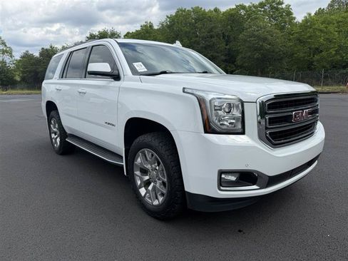 Used 2017 GMC Yukon SLT w/ Open Road Package AWD/4WD image 3