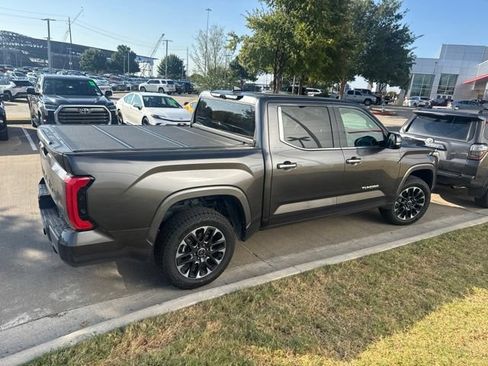 Used 2023 Toyota Tundra Limited AWD/4WD image 3