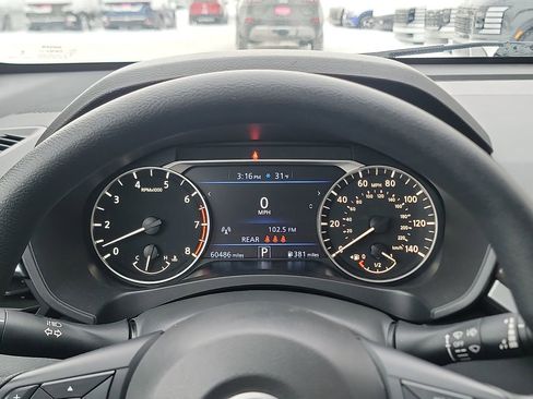 Used 2024 Nissan Altima 2.5 SV image 15