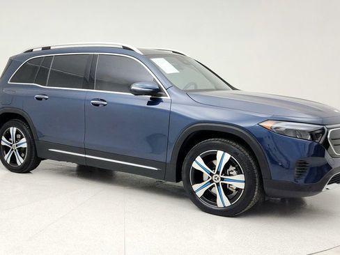 Used 2023 Mercedes-Benz EQB 250+ image 3
