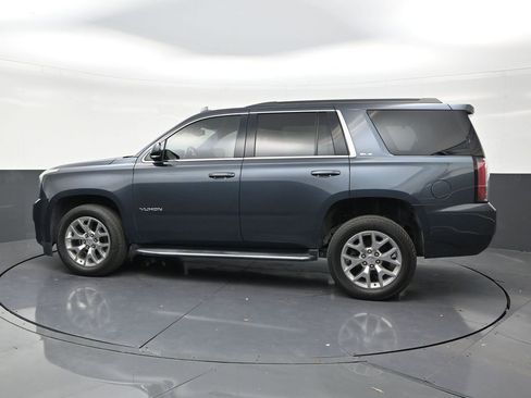 Used 2019 GMC Yukon SLE w/ SLE Value Package RWD image 2