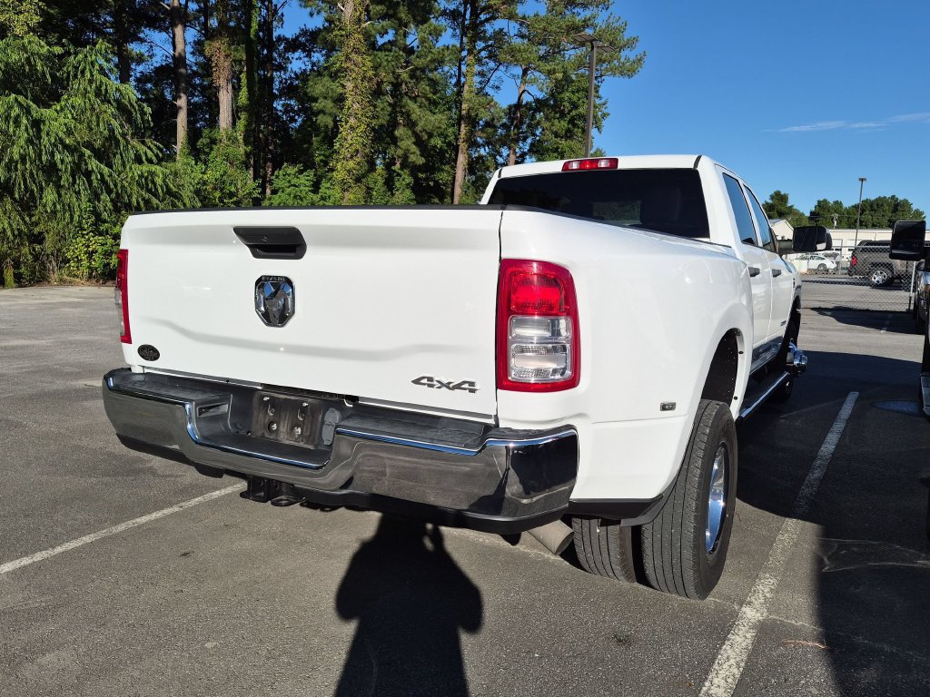 Used 2020 RAM 3500 Tradesman w/ Chrome Appearance Group AWD/4WD image 10