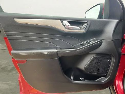Certified 2022 Ford Escape SEL AWD/4WD image 15