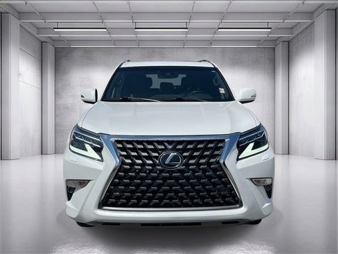 Used 2021 Lexus GX 460 Luxury w/ Accessory Package AWD/4WD image 8