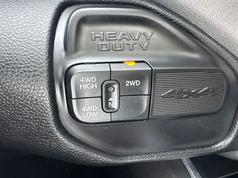Used 2024 RAM 2500 Laramie w/ Night Edition AWD/4WD image 17