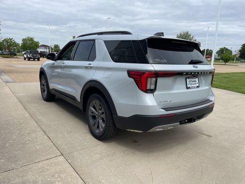 New 2026 Ford Explorer Active w/ Active Comfort Package AWD/4WD image 7