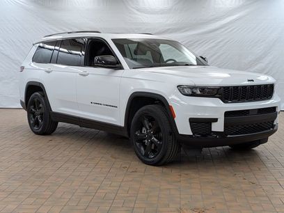 Used 2023 Jeep Grand Cherokee L Laredo