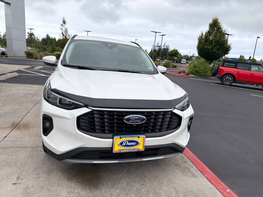 Used 2024 Ford Escape Platinum AWD/4WD image 7