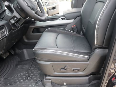 New 2026 RAM 2500 Laramie w/ Night Edition AWD/4WD image 12