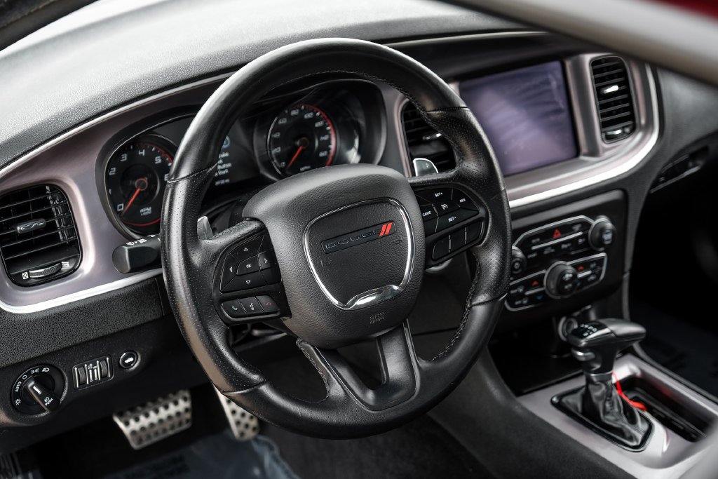 Used 2022 Dodge Charger R/T w/ Blacktop Package RWD image 12