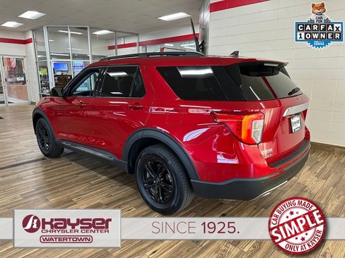 Used 2024 Ford Explorer XLT w/ Equipment Group 202A AWD/4WD image 3