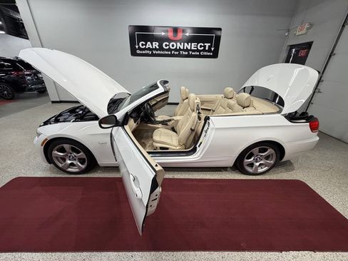 Used 2010 BMW 328i Convertible RWD image 50