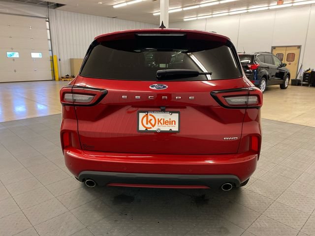 Used 2024 Ford Escape ST-Line w/ Tech Pack #1 AWD/4WD image 7